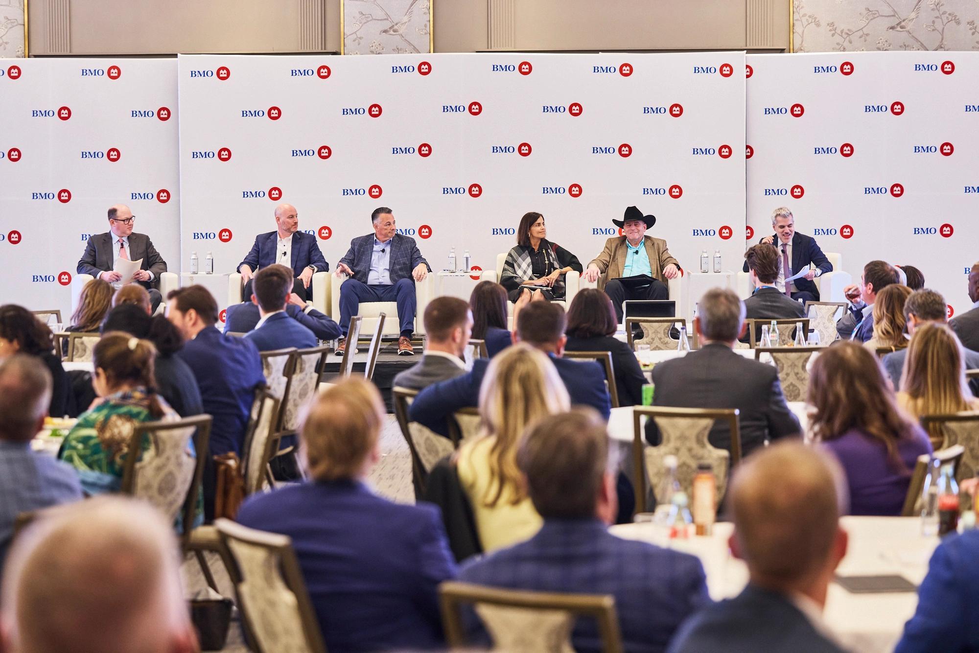 21e Marché agricole annuel de BMO | Conférence sur les produits chimiques intitulée « Sur le terrain dans l’agriculture aux États-Unis avec les prêteurs aux grandes entreprises de BMO : rentabilité, sentiment et chaîne alimentaire »    