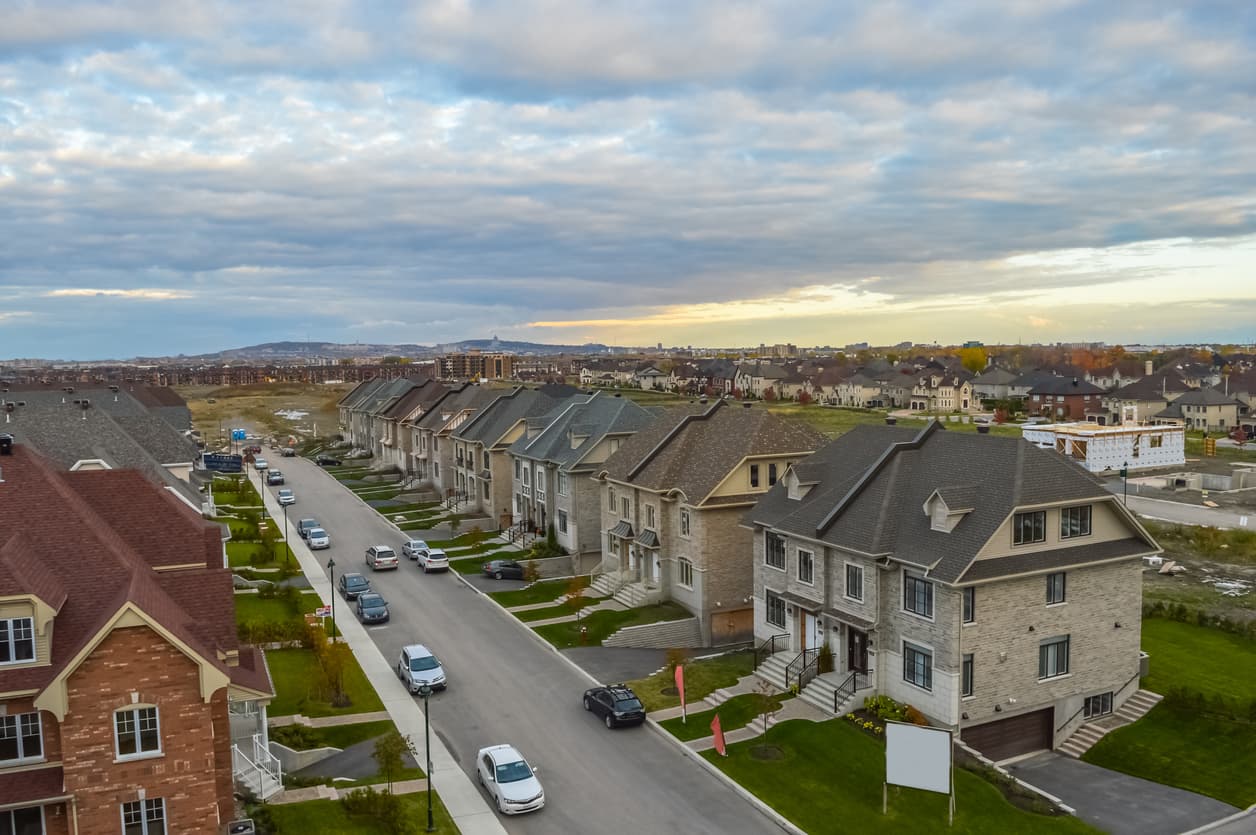 Living homes in Canada